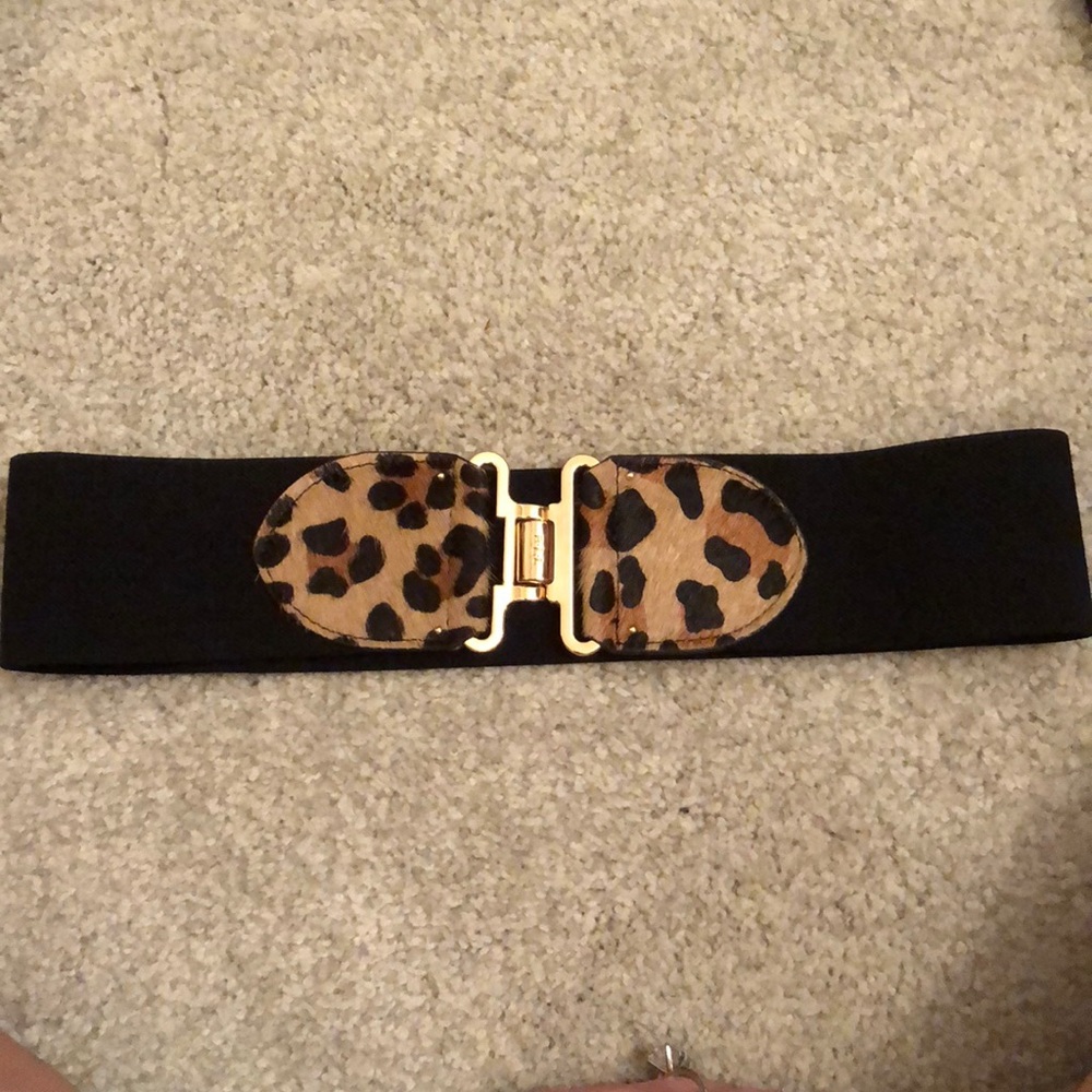 Ralph Lauren belt . Like new .